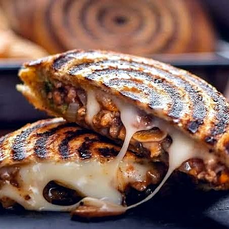 Jaffle met gesmelte kaas