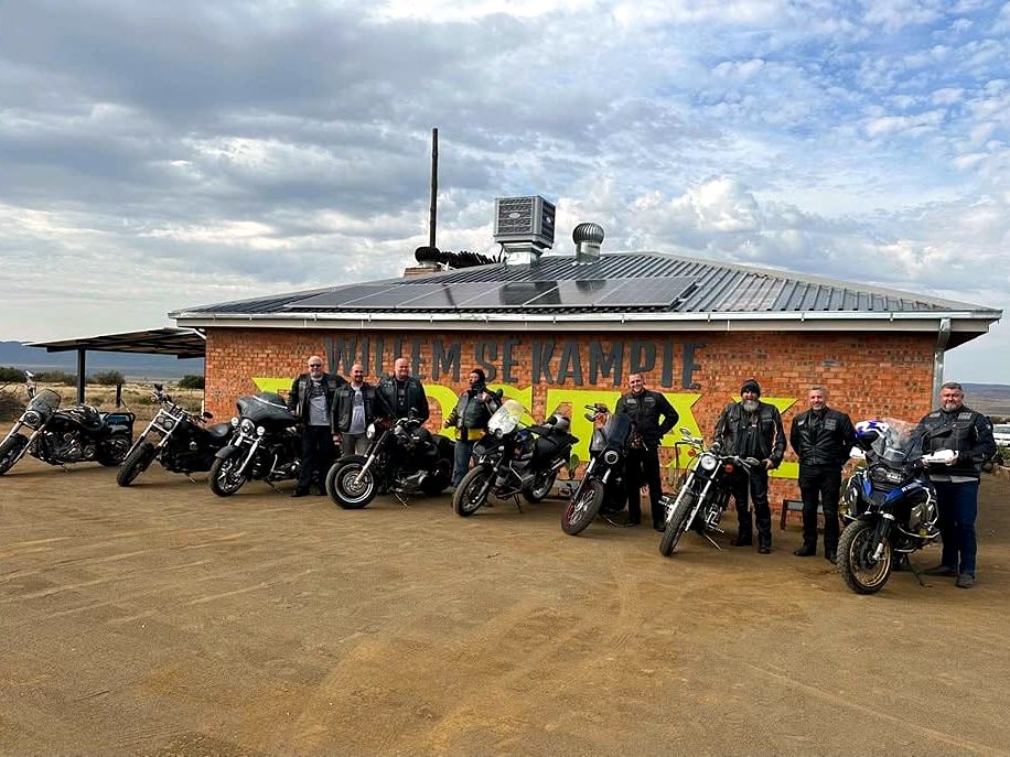 Motorfietsklub voor die padstal